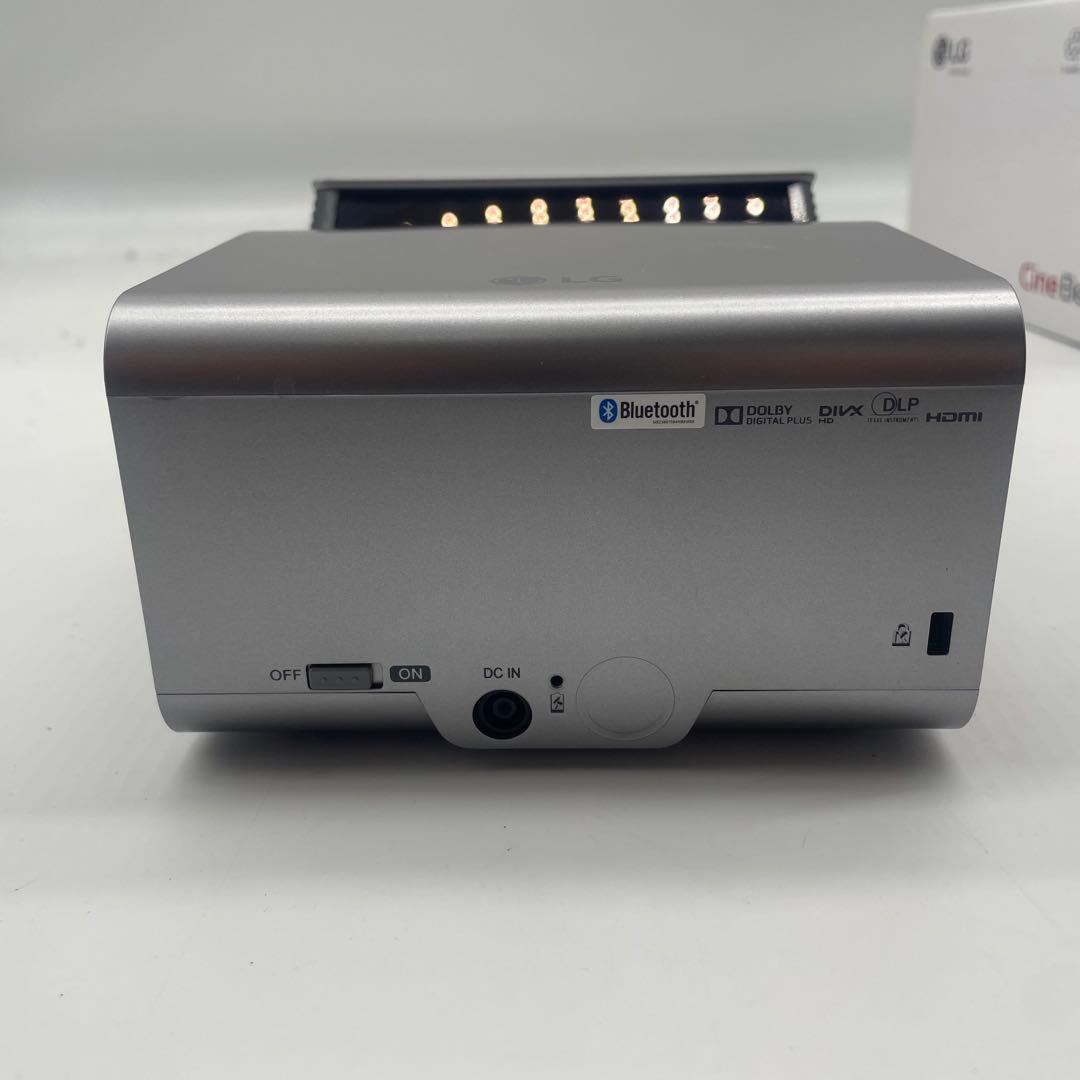 【中古美品】LG 短焦点プロジェクター PH450UG-GL