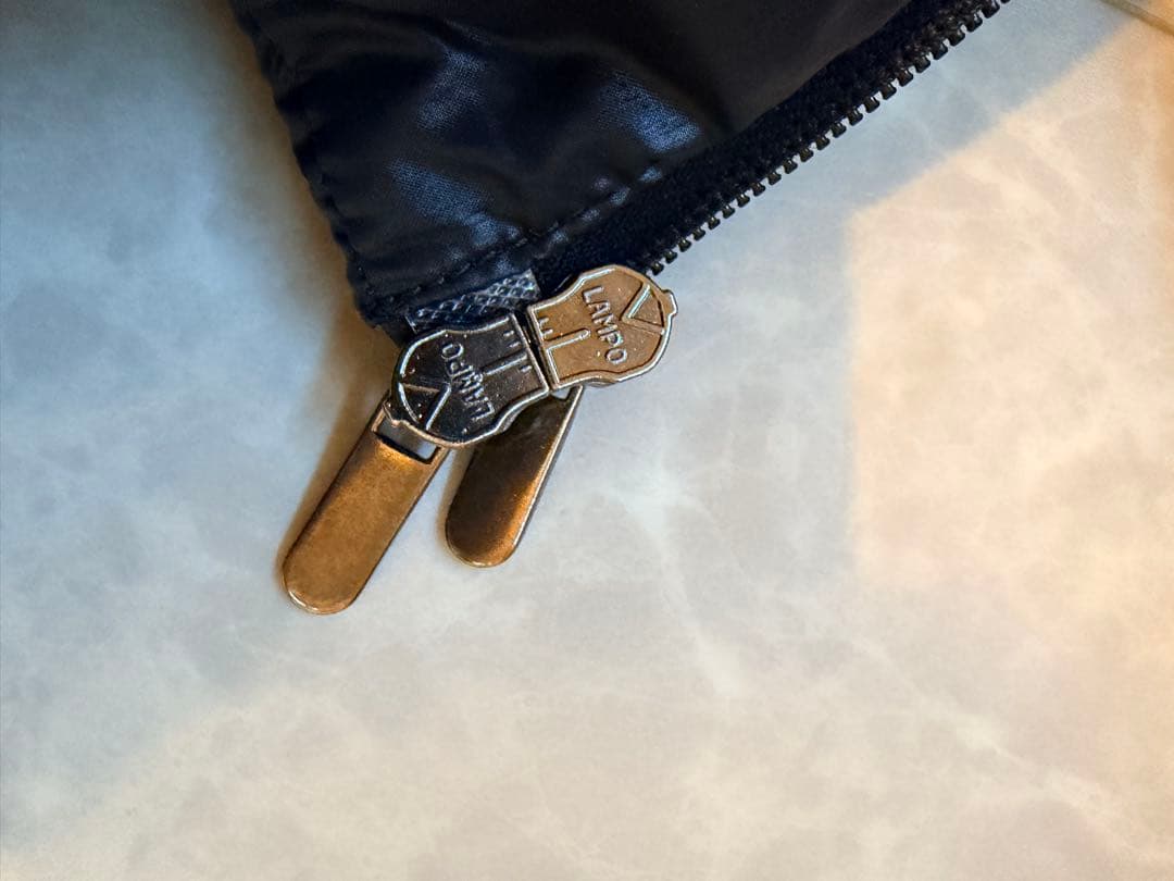 DUVETICA フード付き ブラックダウンジャケット サイズ42