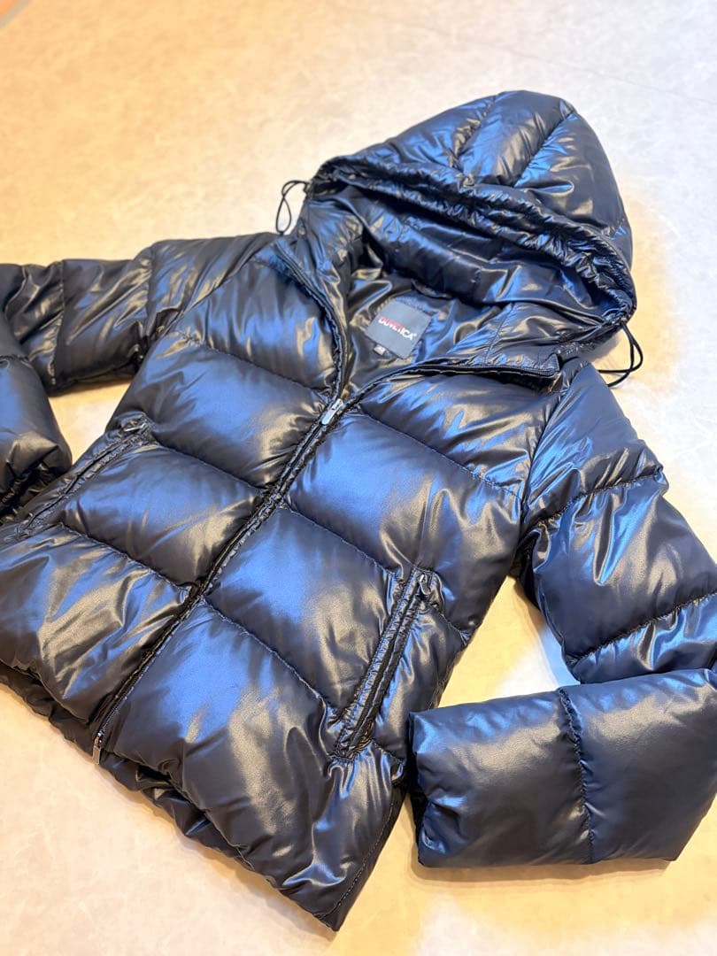 DUVETICA フード付き ブラックダウンジャケット サイズ42