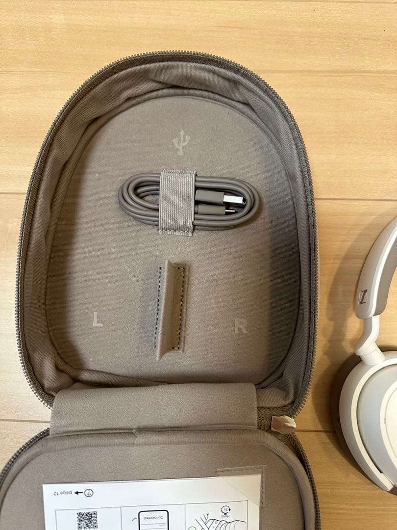 SENNHEISER ACCENTUM Plus Wireless ホワイト