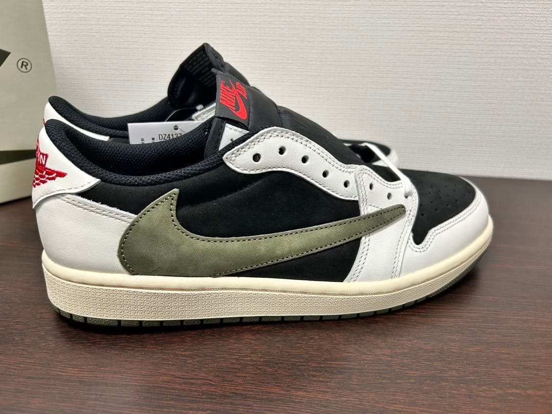 ナイキジョーダン1トラヴィスTravisScott Nike AirJordan