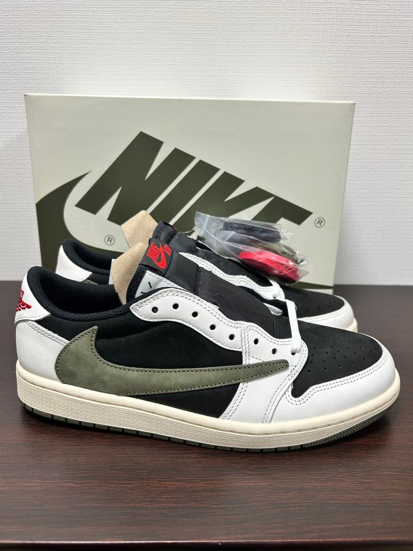 ナイキジョーダン1トラヴィスTravisScott Nike AirJordan