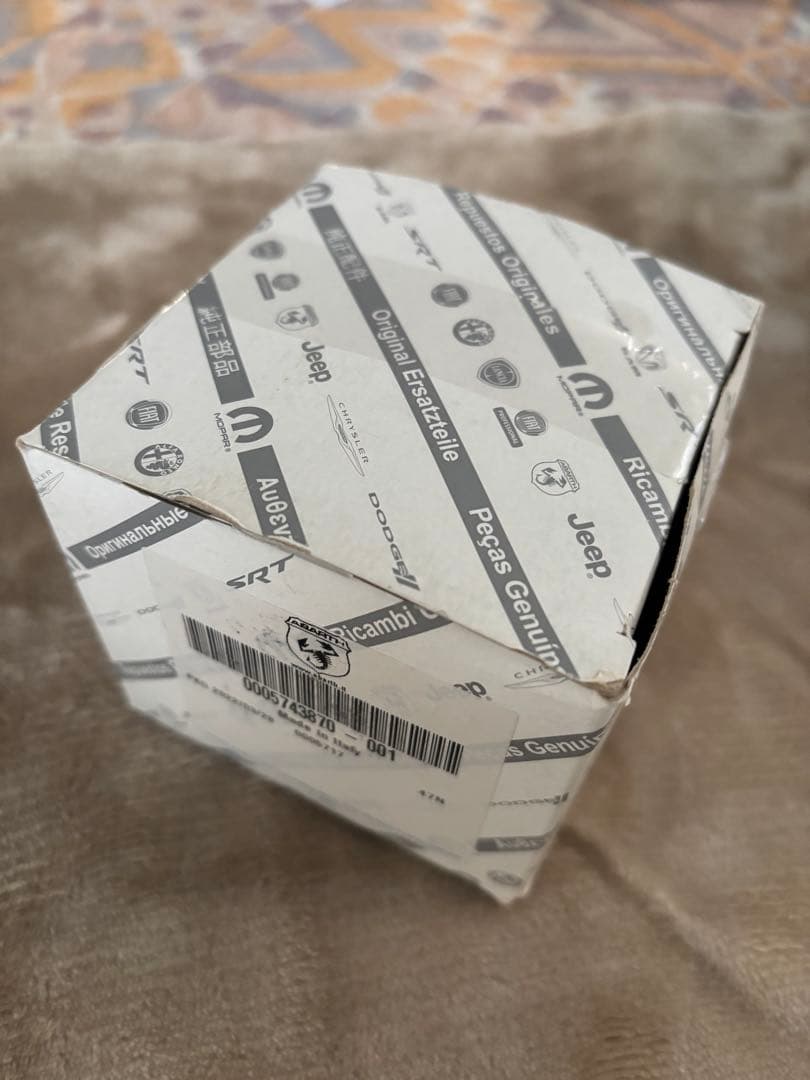 アバルト フューエルキャップ abarth 給油口 500 595 695