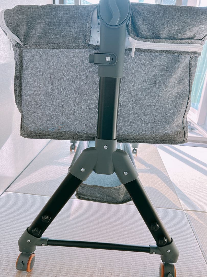 新品ベビーベッド 添い寝 ゆりかご機能付き エスメラルダ付き 絶壁防止枕付