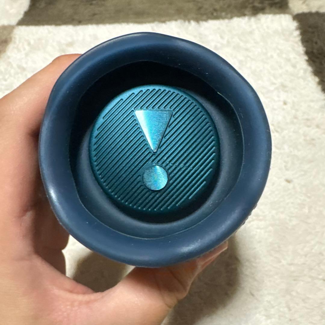 JBL Flip6 箱あり