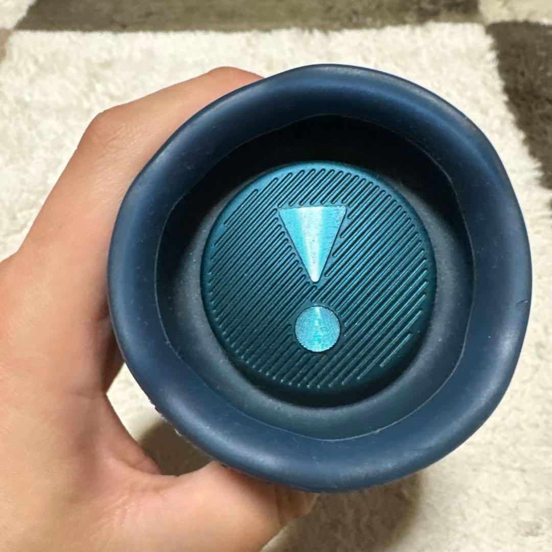 JBL Flip6 箱あり