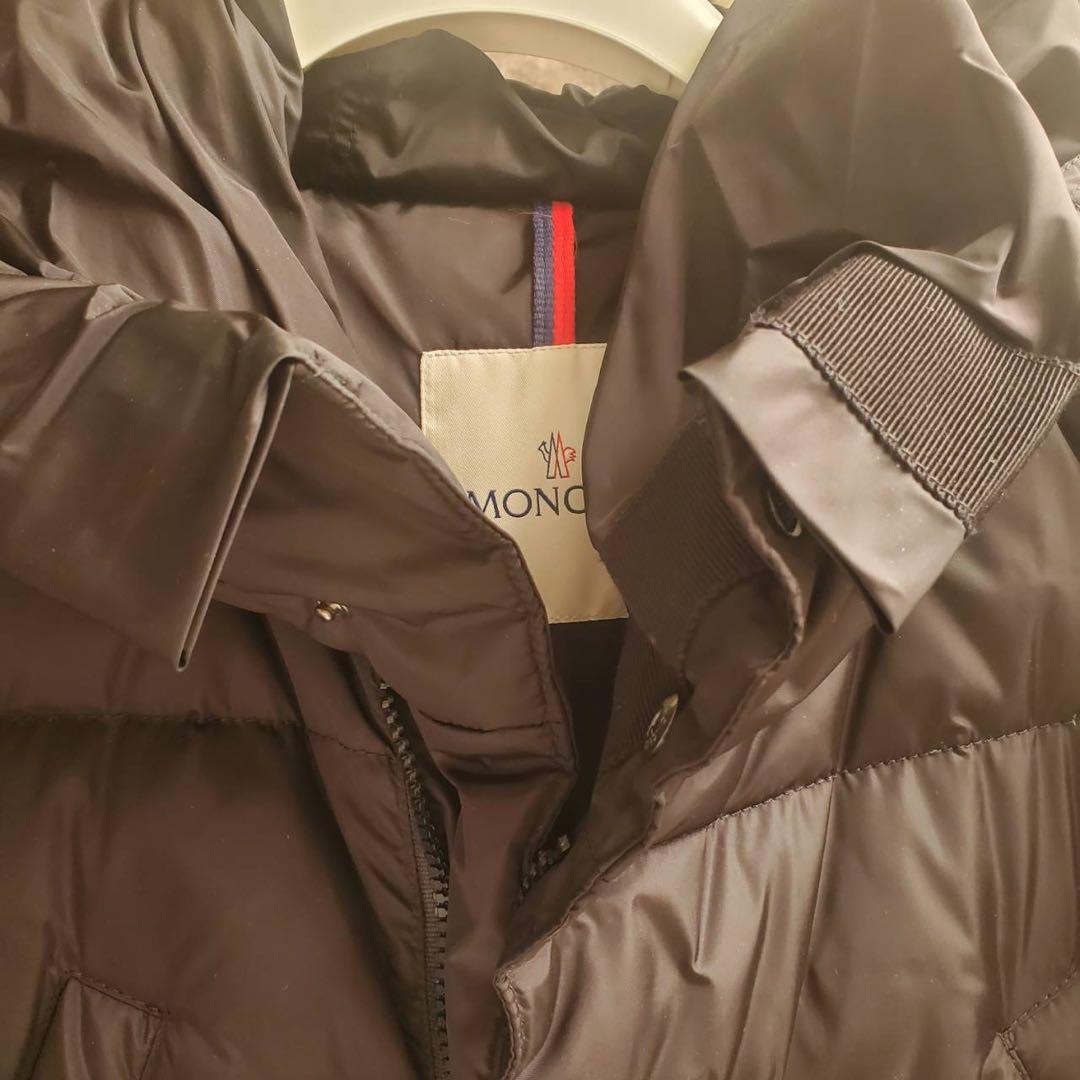 モンクレールserre　ブラック1