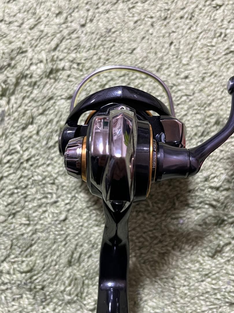 CALDIA FC LT2000S スピニングリール