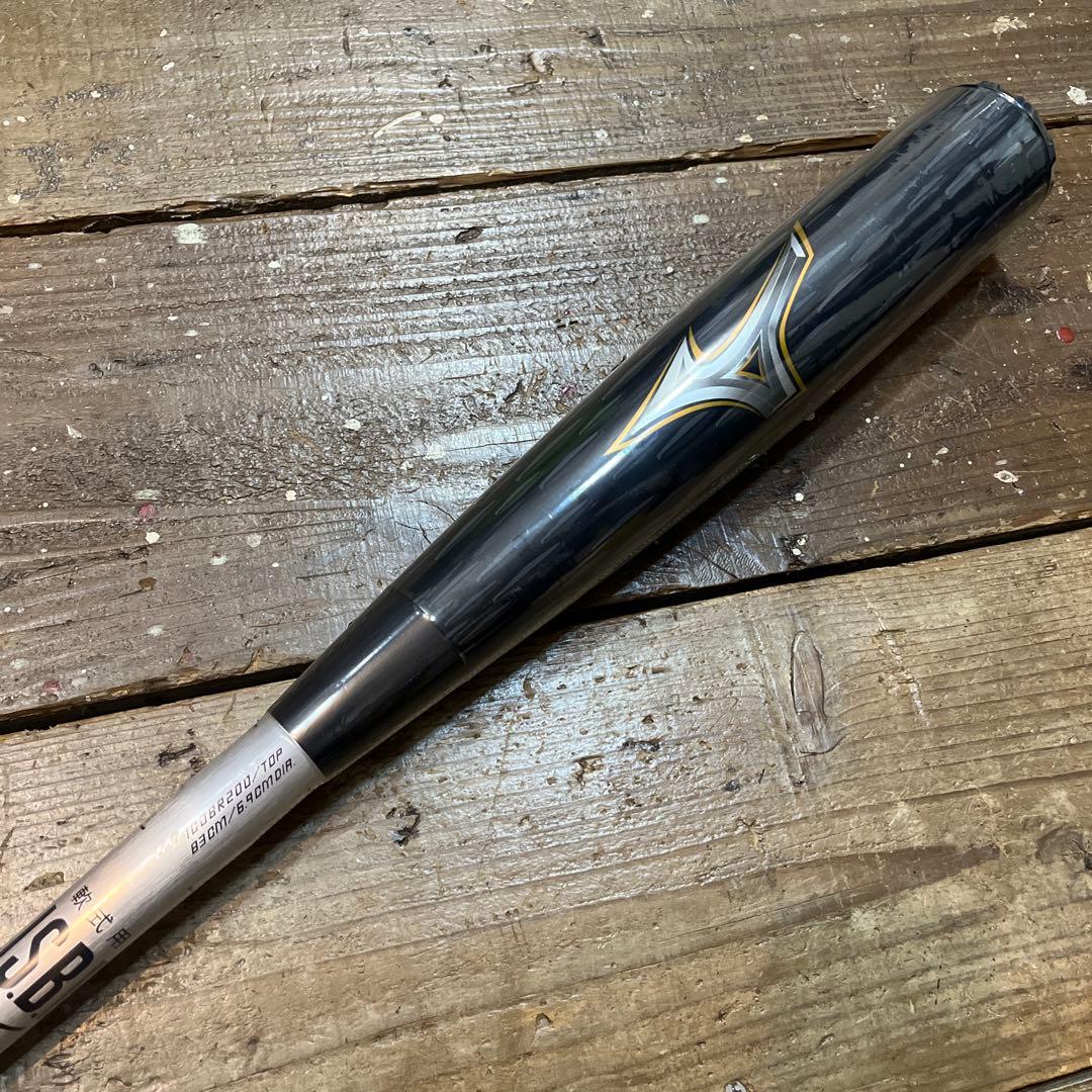 ミズノ軟式用バット ビヨンドマックスレガシーメタルトップ83㎝