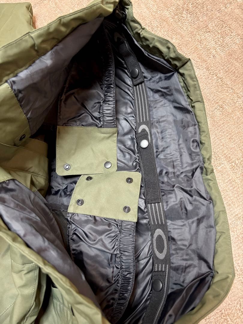 [Oakley] スノーボードウェア 上下セット(XL)