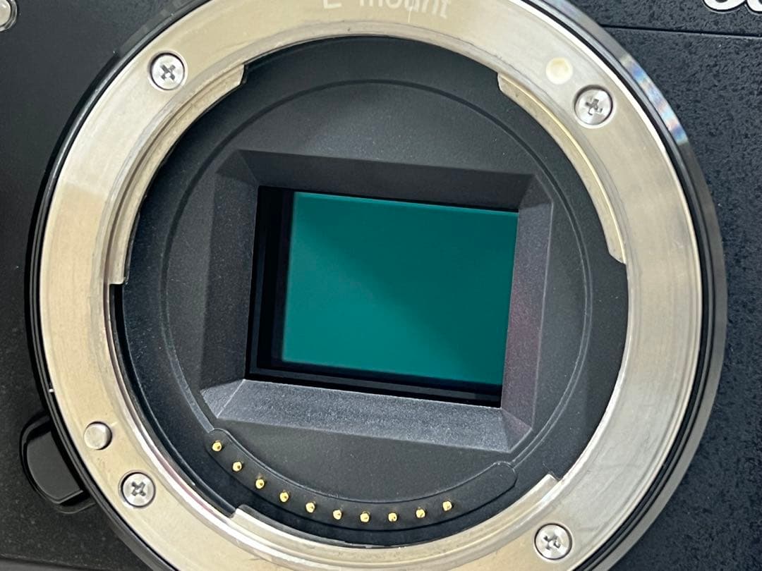 中古　Sony α6300 バッテリー3個　ジャンクレンズ2本