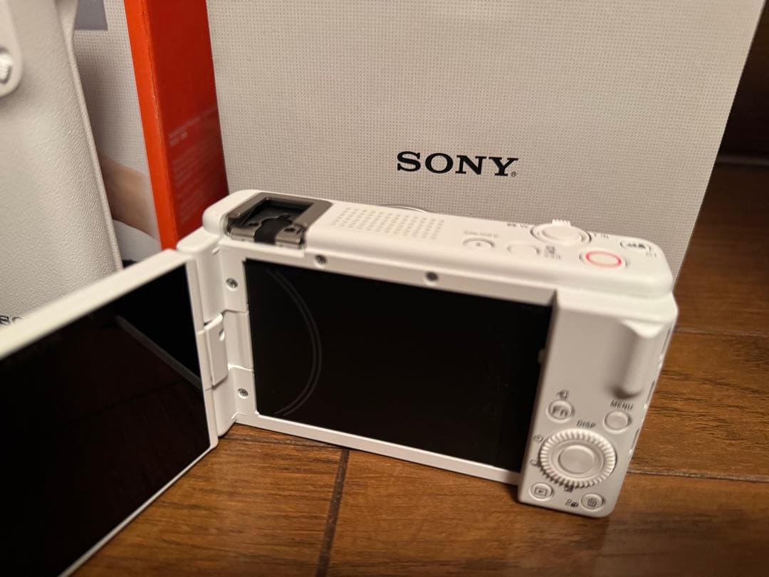 【り出品】SONY デジタルカメラ VLOGCAM 製品型名：ZV-1F