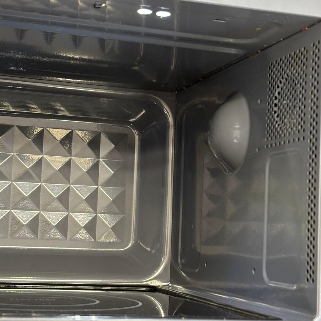 ω送料込！2022年製TOSHIBA フラット電子レンジ ER-WM17（W）