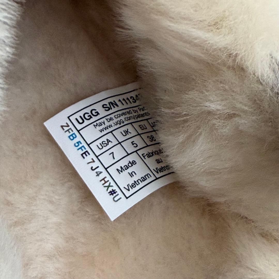 【UGG】 ファンケット＊24.0＊厚底ファーサンダル＊US正規品新品