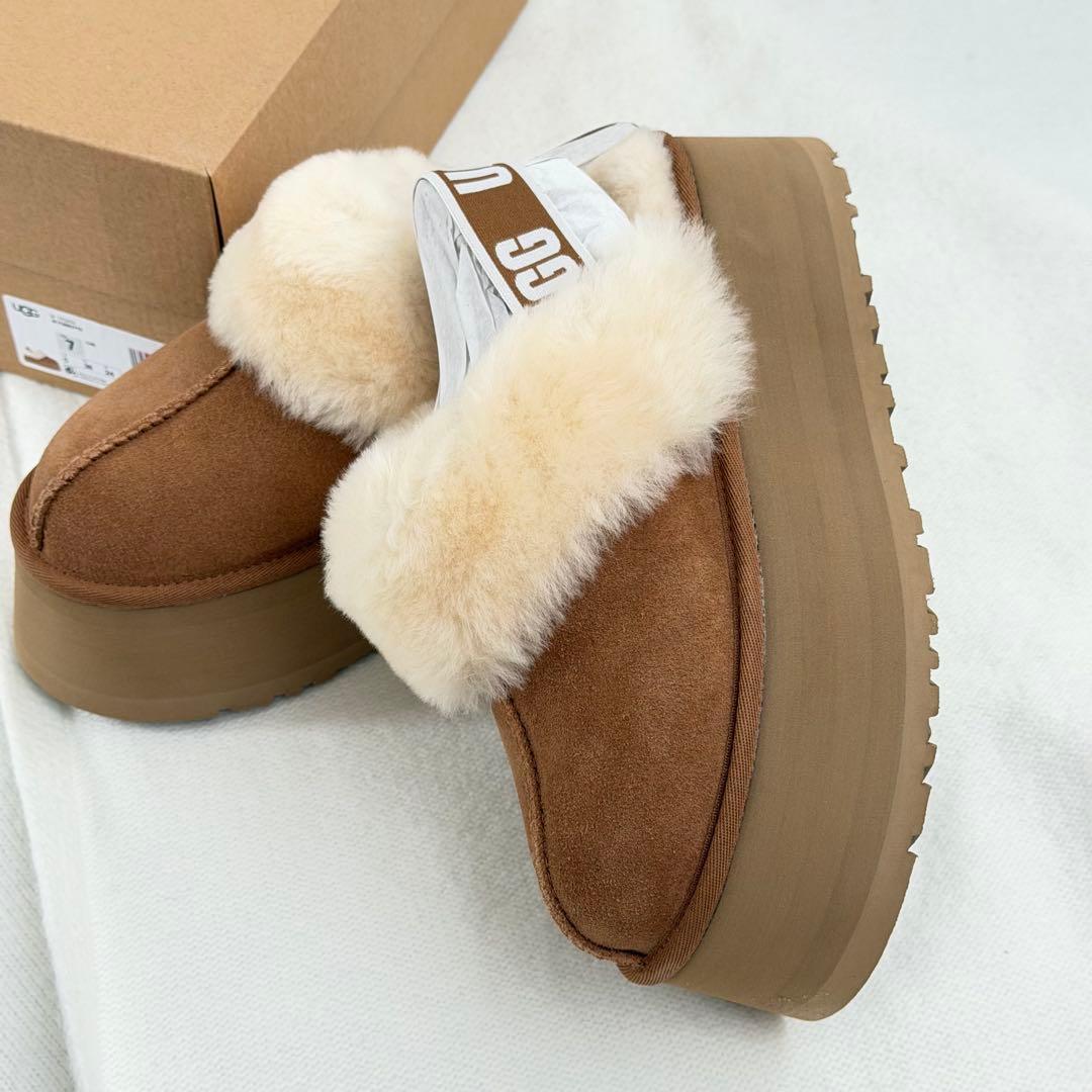 【UGG】 ファンケット＊24.0＊厚底ファーサンダル＊US正規品新品