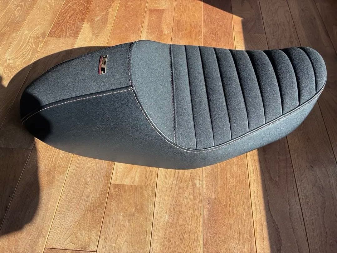 2022〜　XSR900 シングルシートタックロールタイプ K＆H