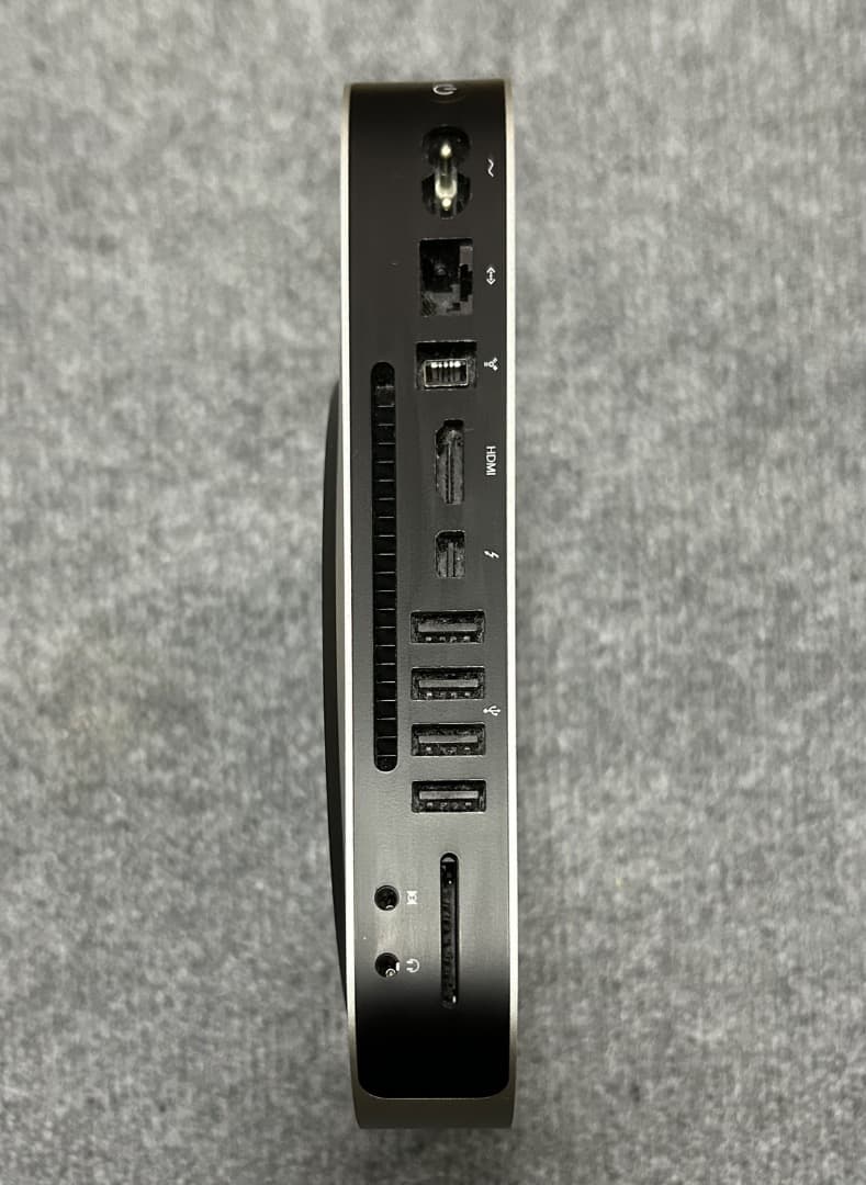 Mac mini Server i7 CTO 純正256Gb SSD & HDD