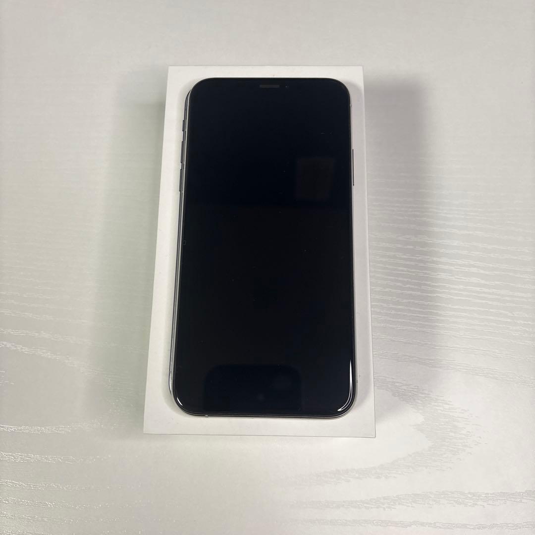 iPhone XS 64GB シルバー SIMフリー 傷なし 箱あり