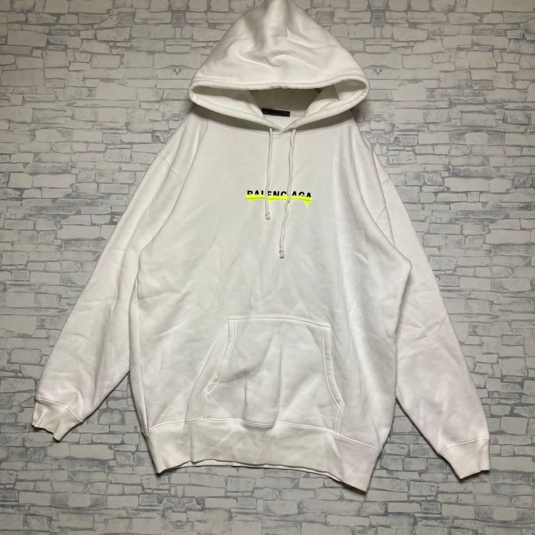 BALENCIAGA バレンシアガ　オーバーサイズパーカーホワイト　ユニセックス