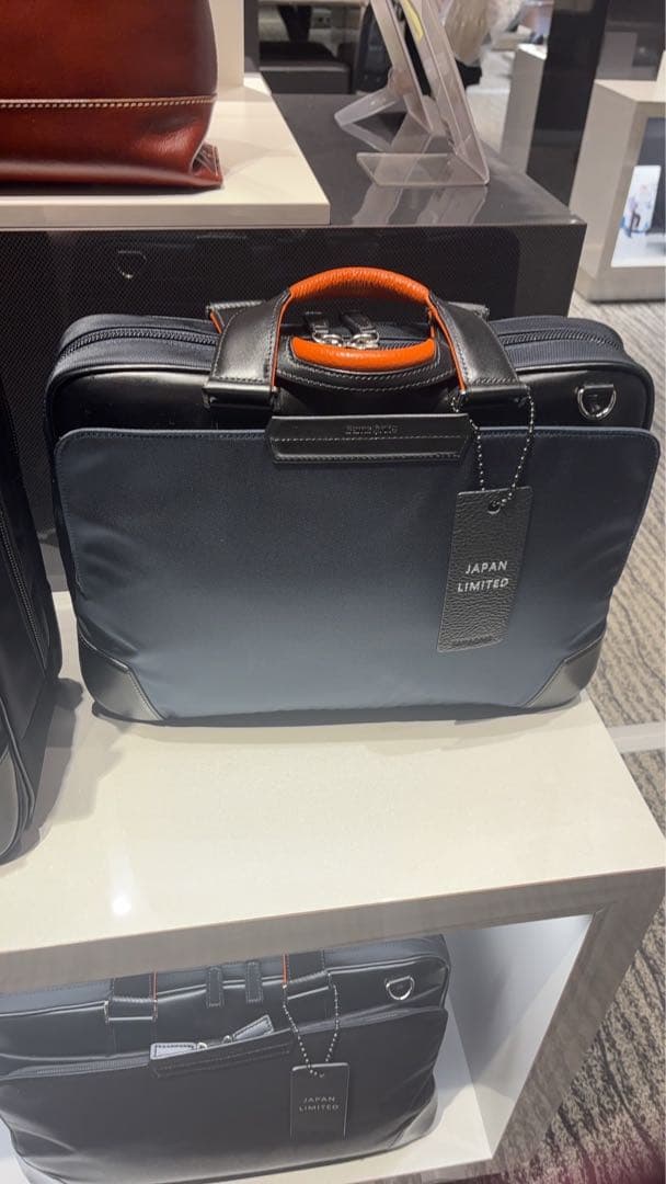 Samsonite エピッド 4 ブリーフケース