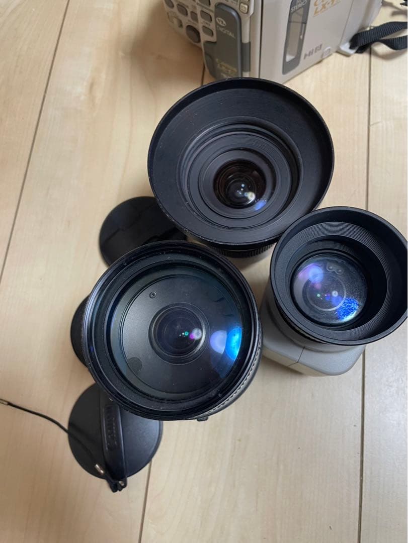 Canon LX-1T Hi8 8ミリビデオカメラ レンズ3本付 ジャンク品
