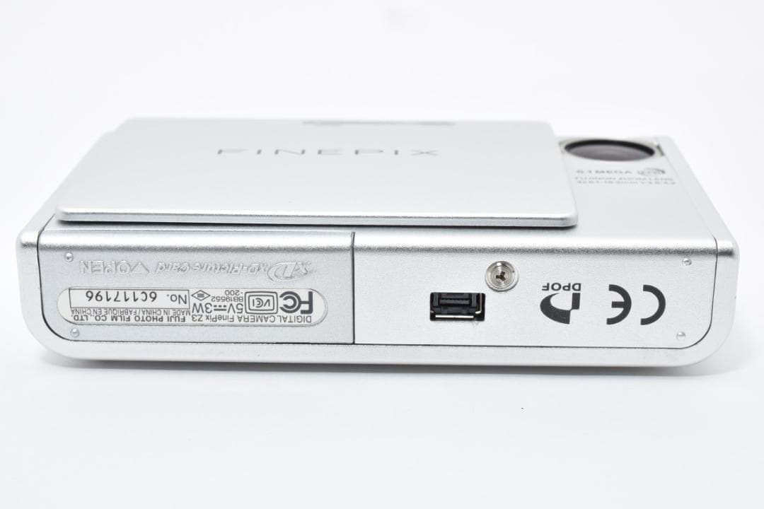 【お値下げ歓迎・ほぼ新品】 FUJIFILM FinePix Z3 シルバー