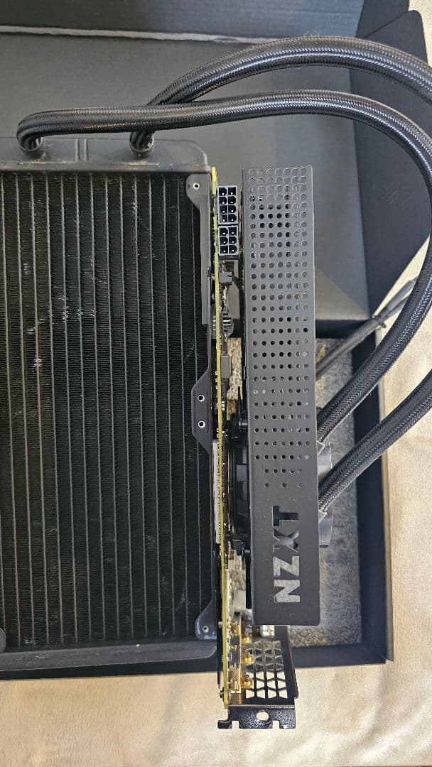 GIGABYTE RTX2070、NZXT KRAKEN X63 280mm