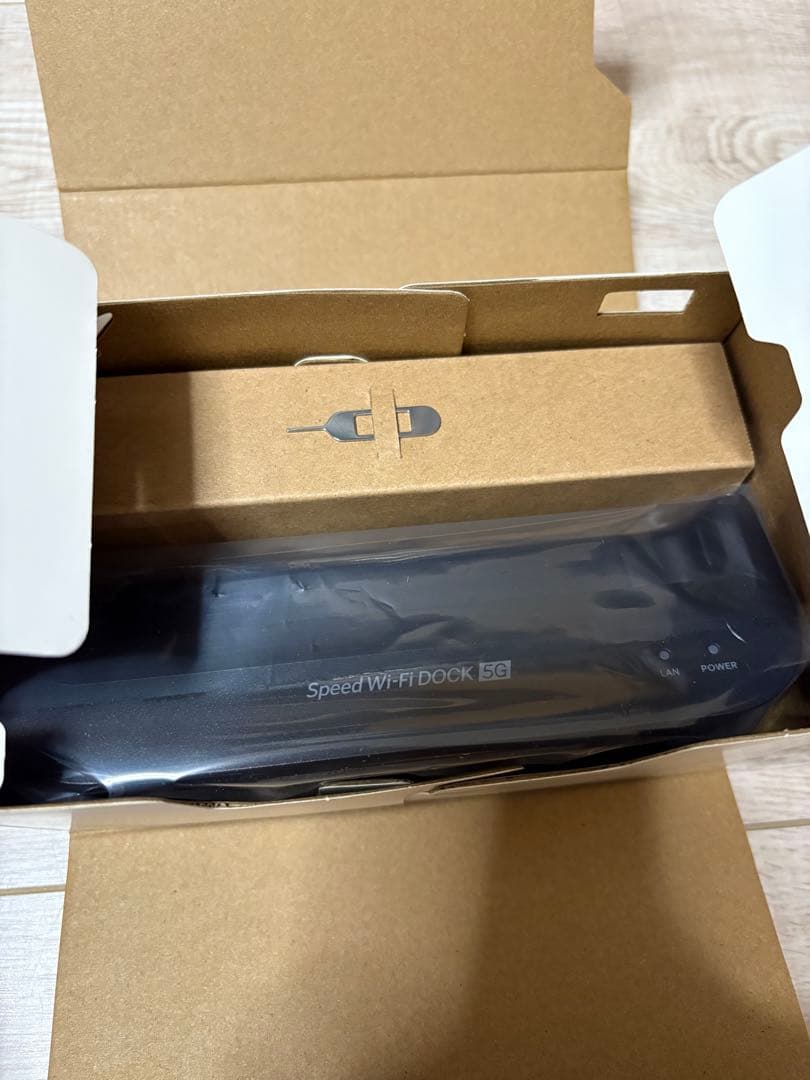 【新品未使用】Speed Wi-Fi DOCK 5G 01