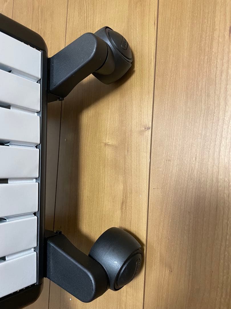 土日限定価格【美品】DeLonghi MDH09-BK 電気ヒーター