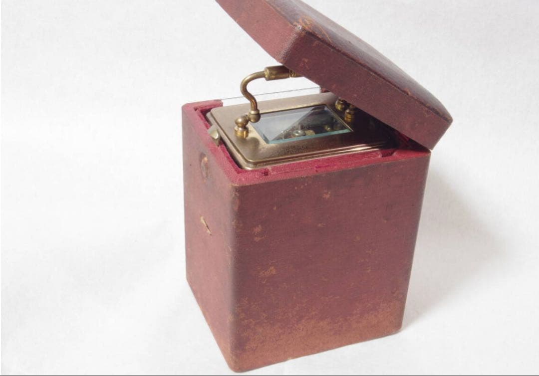 レトロ置時計 クラシックデザイン