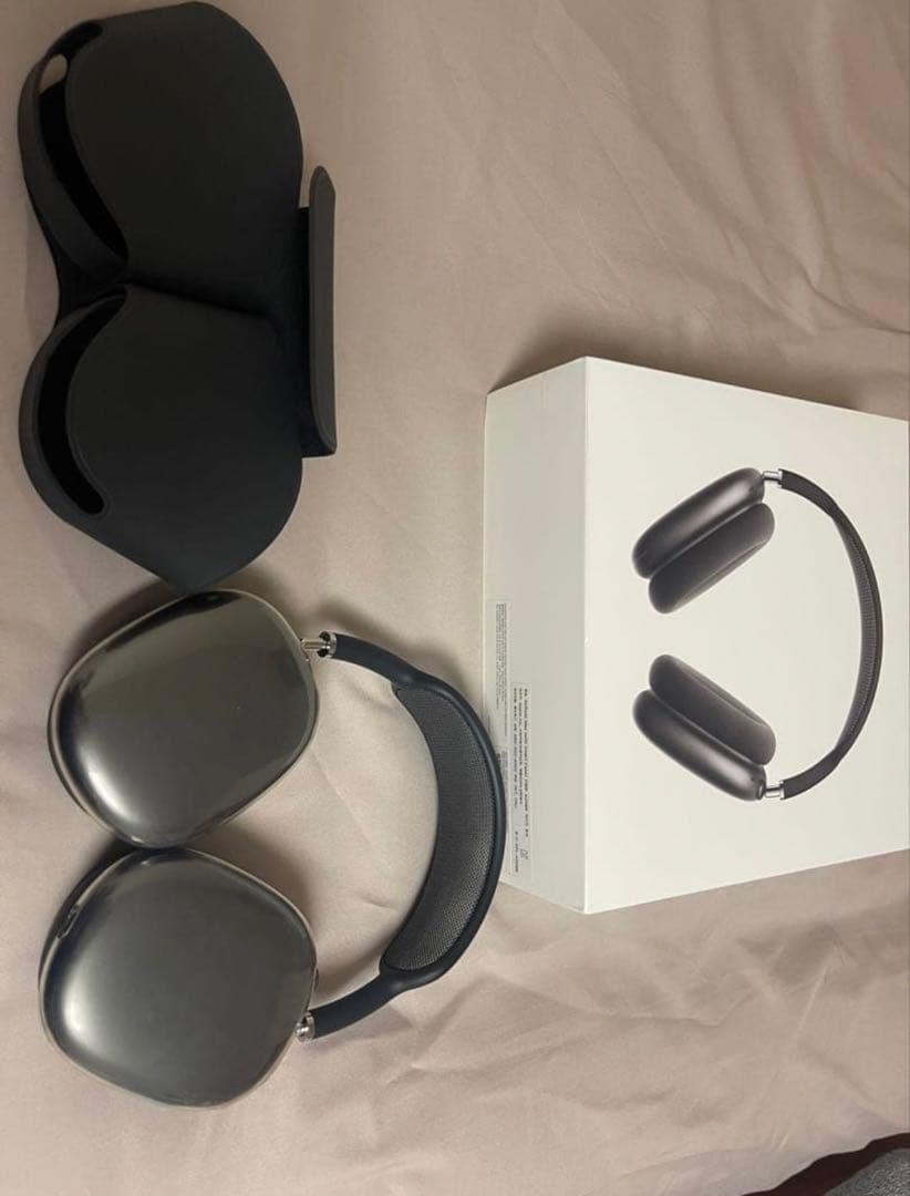 AirPodsMax スペースグレード