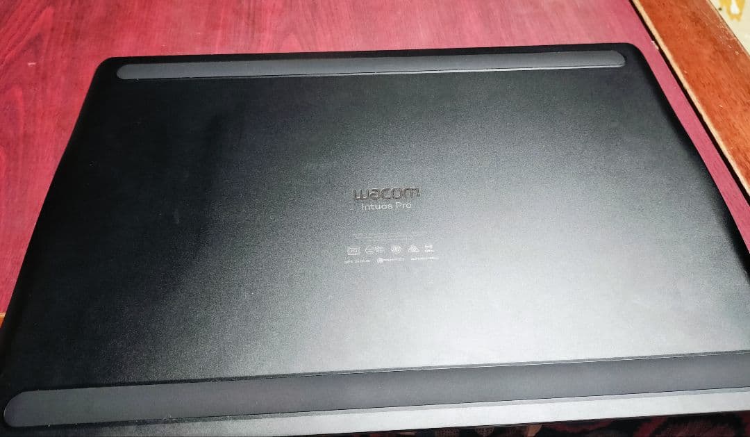 【箱無】wacom Intuos Pro Large PTH-860　板タブ