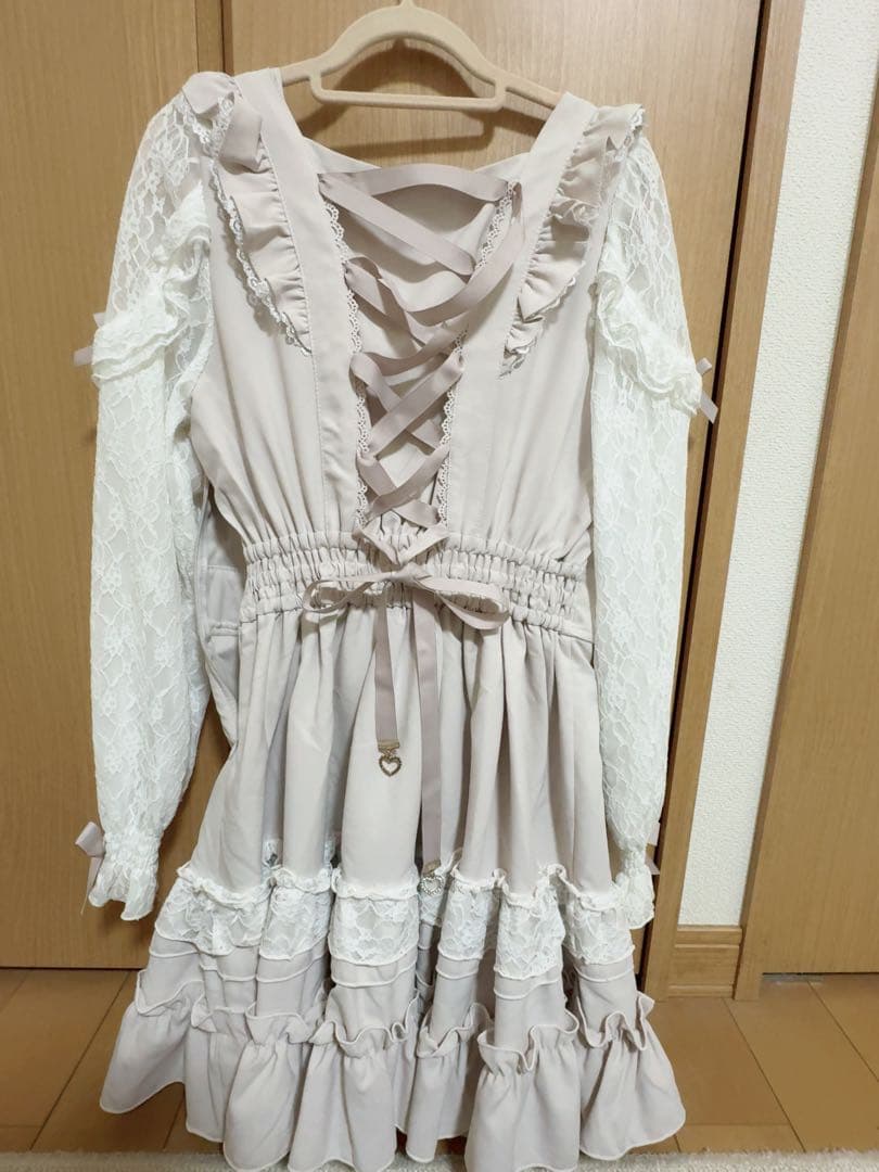 LIZLISA ティアラリボンティアードワンピース