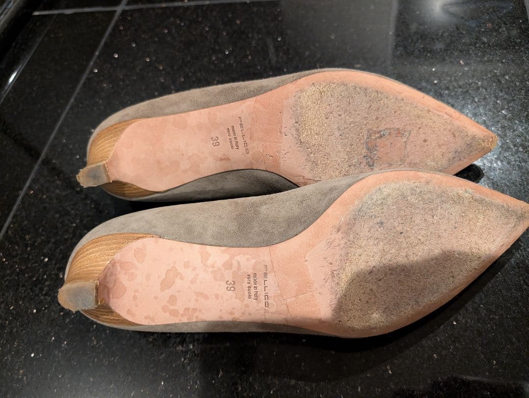 ペリーコ　アネッリ　パンプス　スエード　グレージュ　39