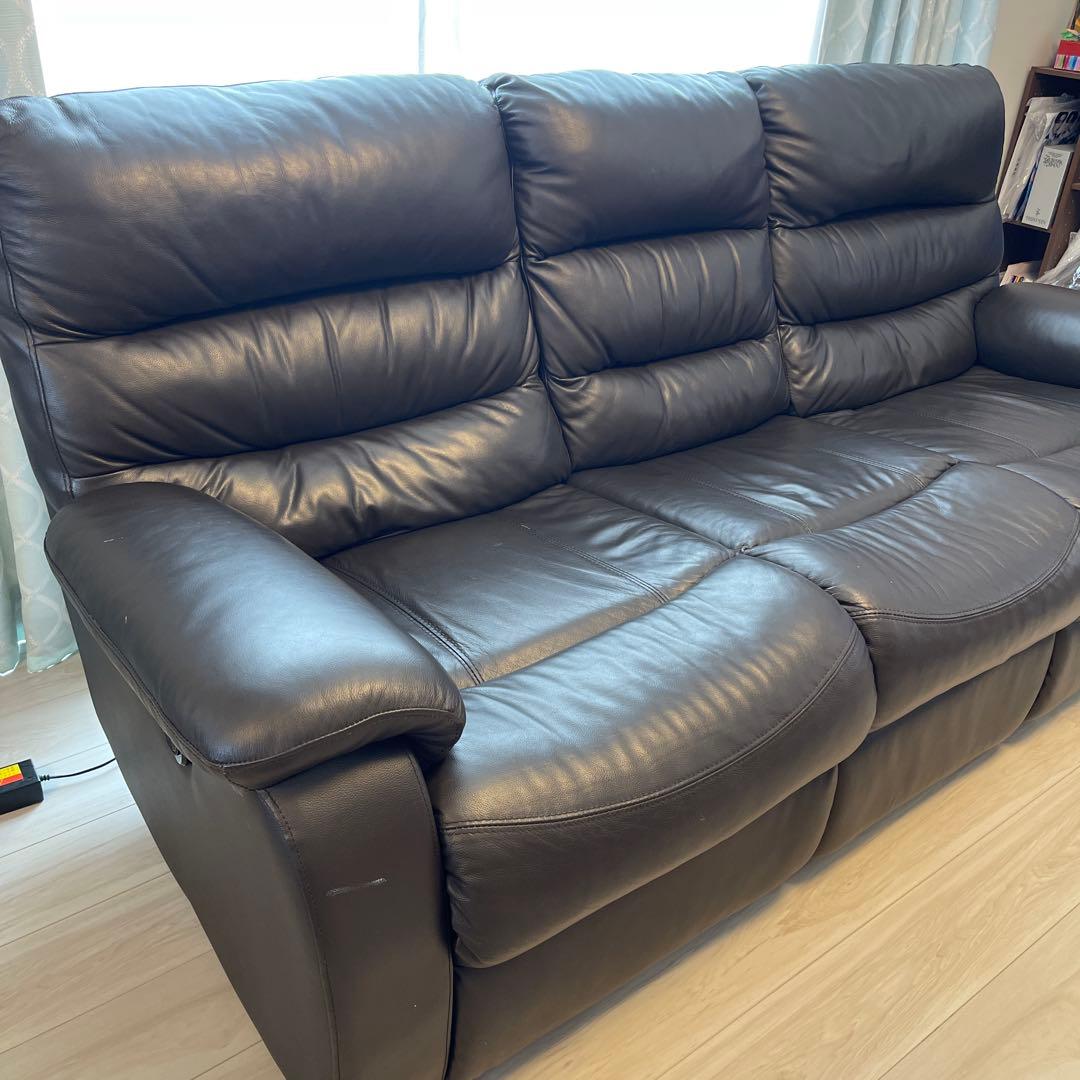 ニトリ　 3人掛け　電動リクライニングソファ　ビリーバー3