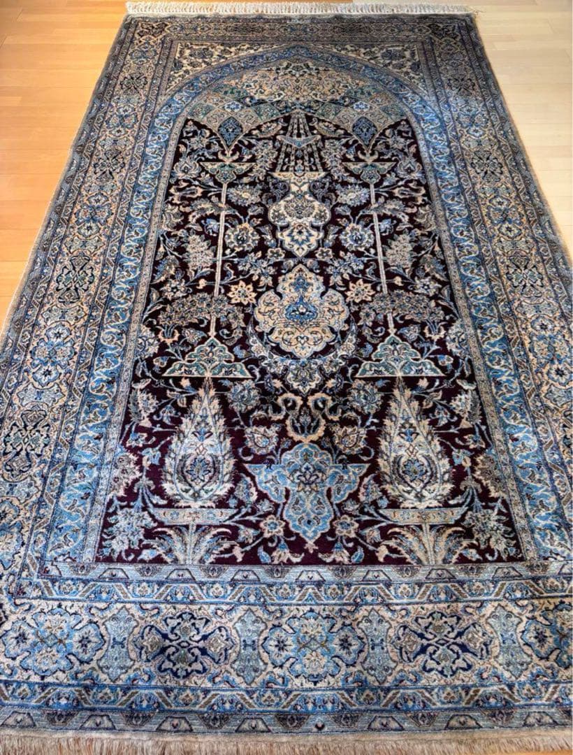 手織りのアンティークペルシャ絨毯 ナイン　ハビビアン