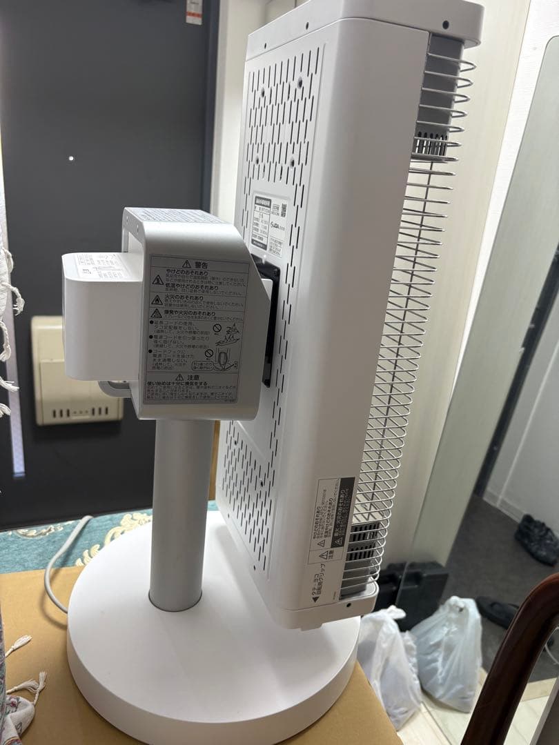 2022年製ダイキン　セラムヒートERFT11ZS-W遠赤外線