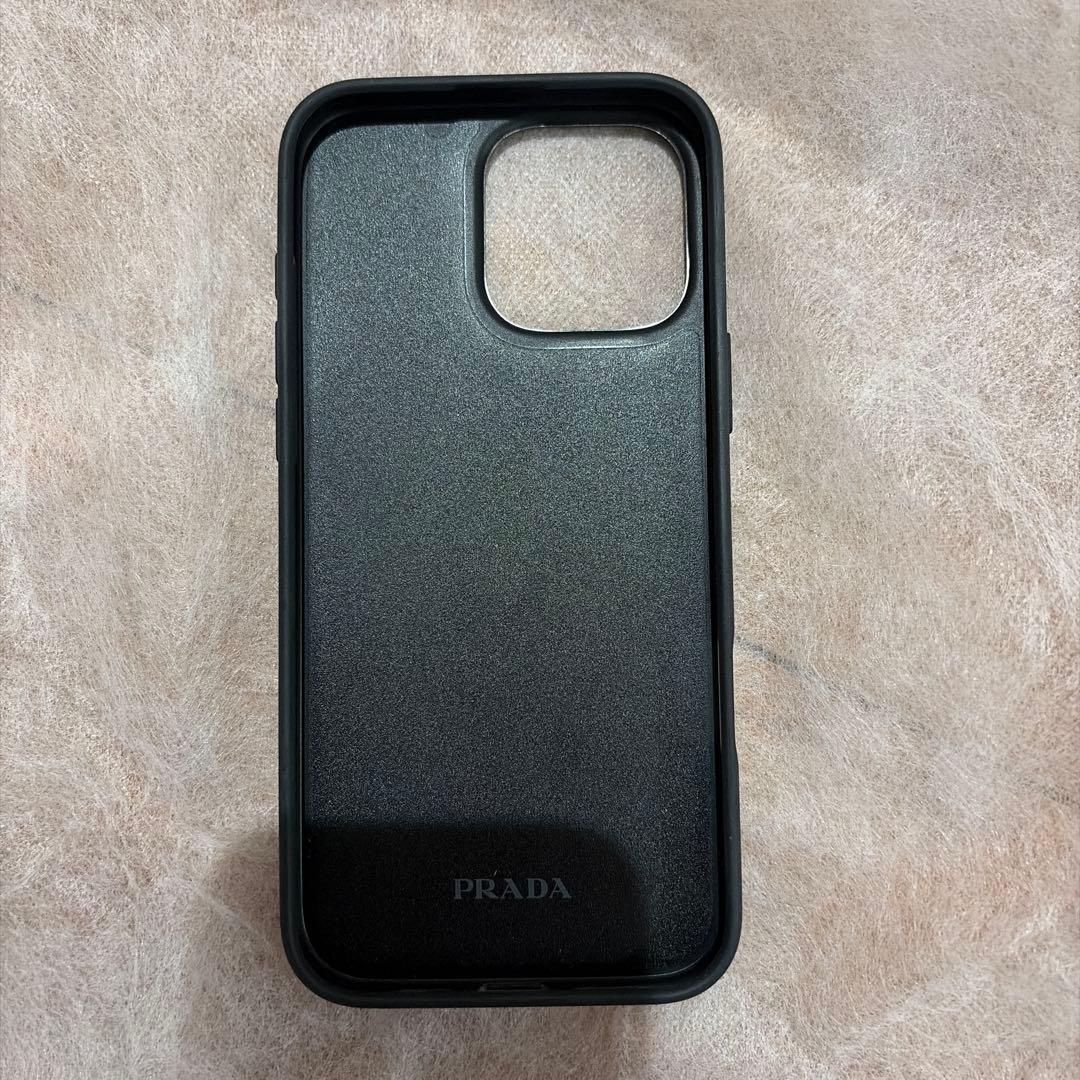 PRADA サフィアーノレザー iPhone 16 Pro Max用ケース