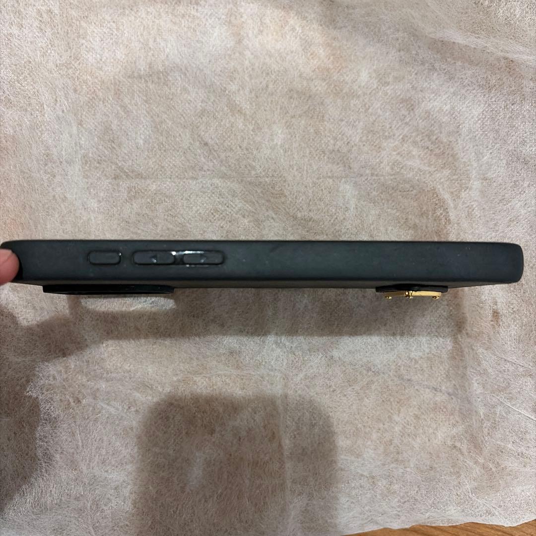 PRADA サフィアーノレザー iPhone 16 Pro Max用ケース