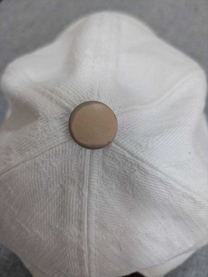 Louis Vuitton ホワイトデニム　ビーマイキャップ