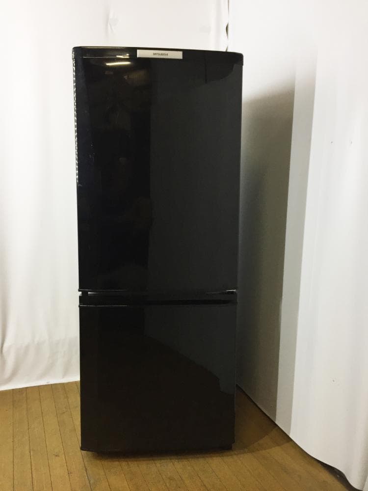 30日迄！送料無料★三菱 146L 冷蔵庫【MR-P15W-B】EIR1