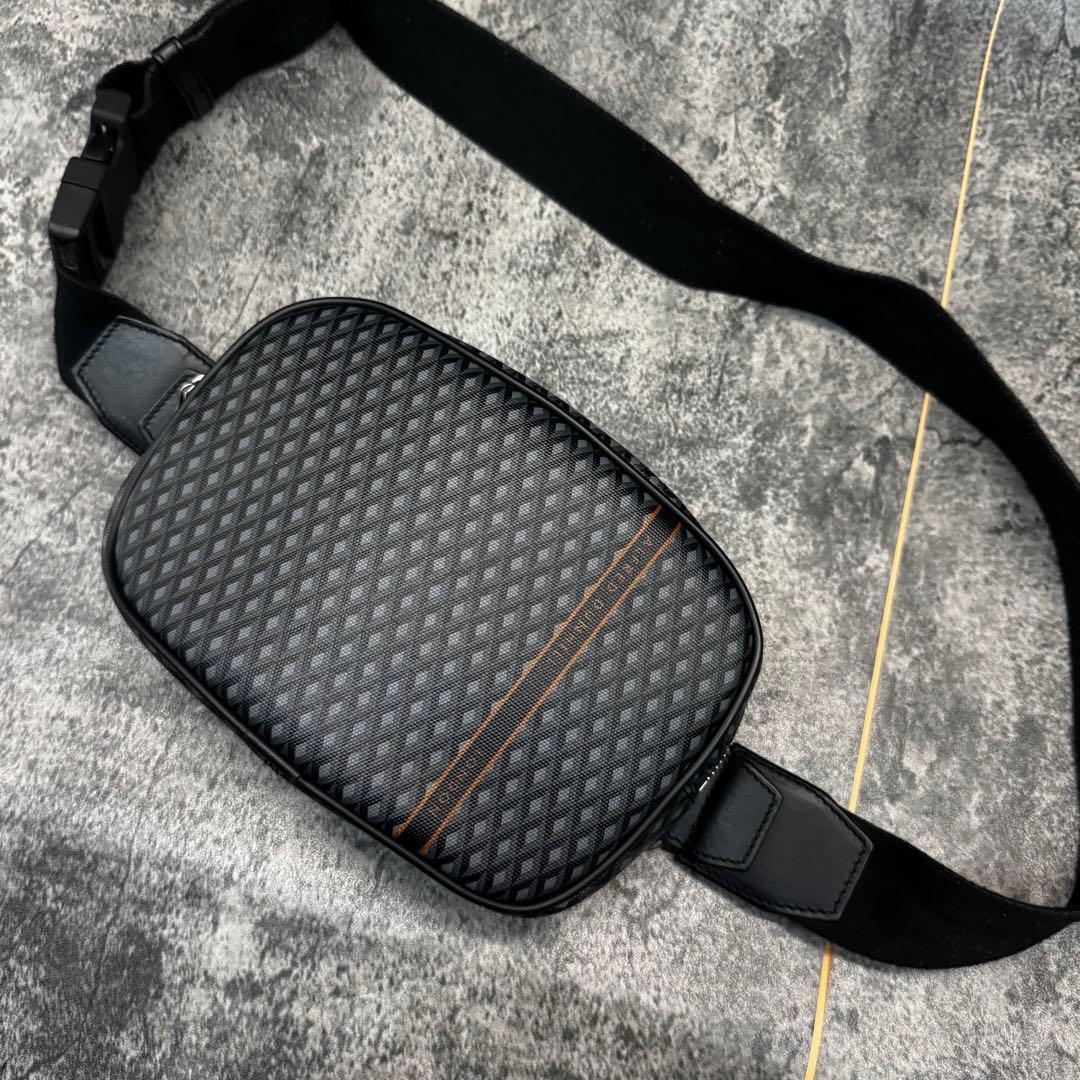 極美品 現行 ✨ダンヒル エンジンターン ショルダー ボディバッグ 総柄