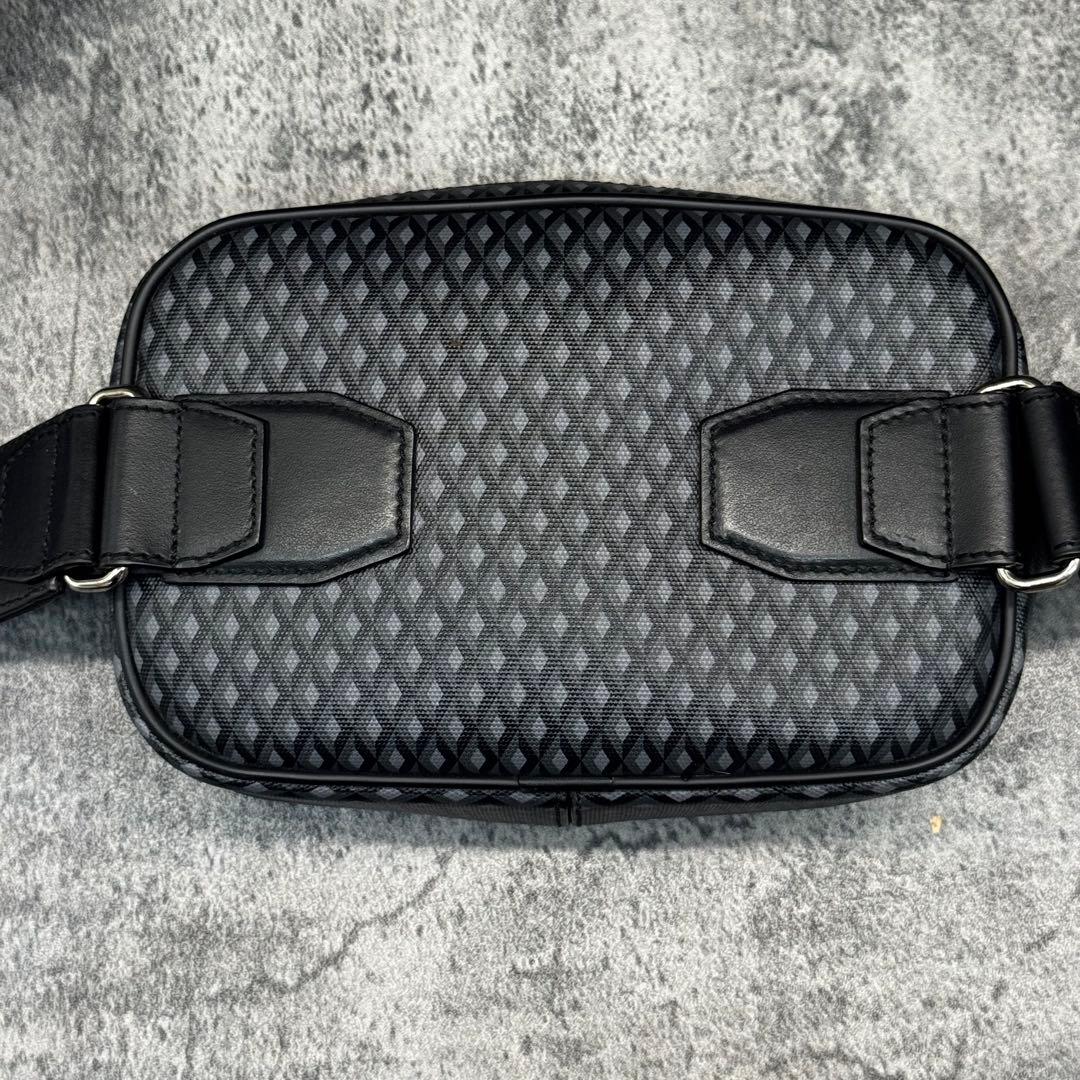 極美品 現行 ✨ダンヒル エンジンターン ショルダー ボディバッグ 総柄