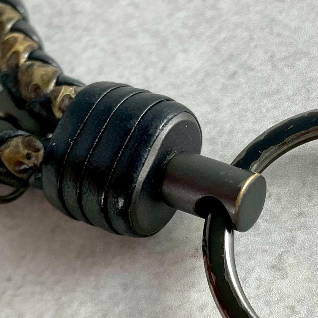 Bottega Veneta イントレチャート キーリング レザー チャーム