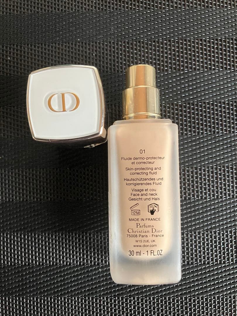 プレステージ　ホワイト　ル　プロテクターUV ルミエール　BB 01