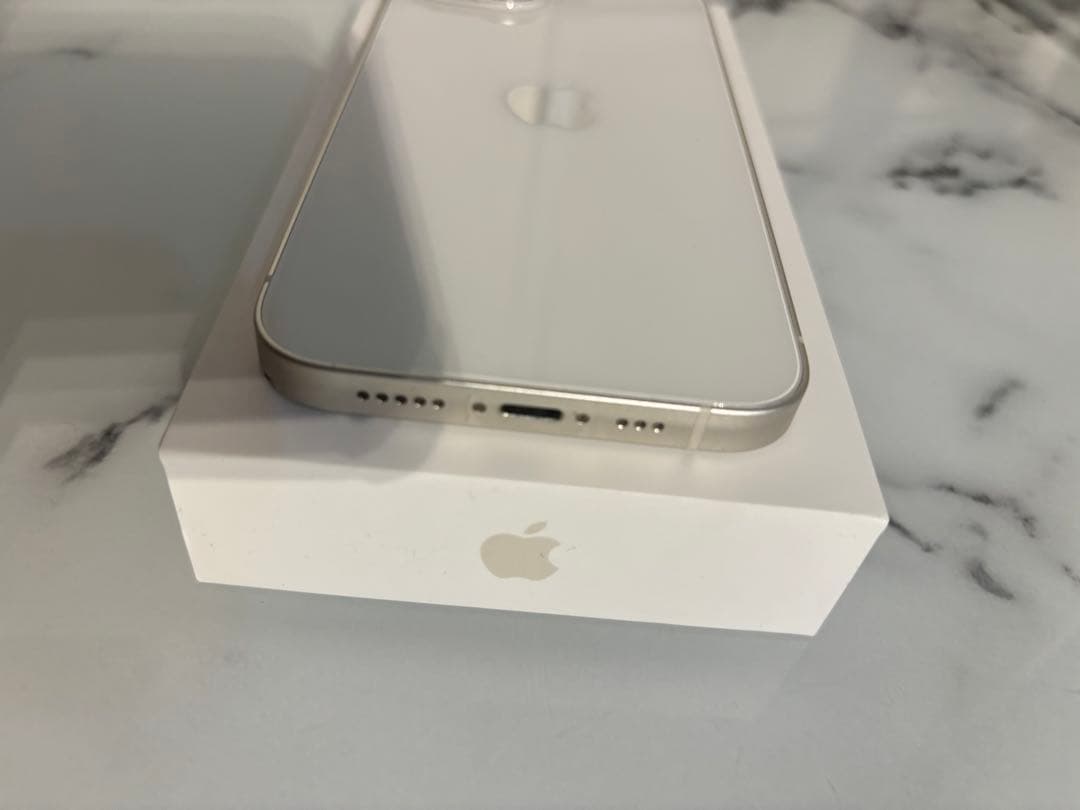 Apple iPhone 14 ホワイト 本体 iPhone14