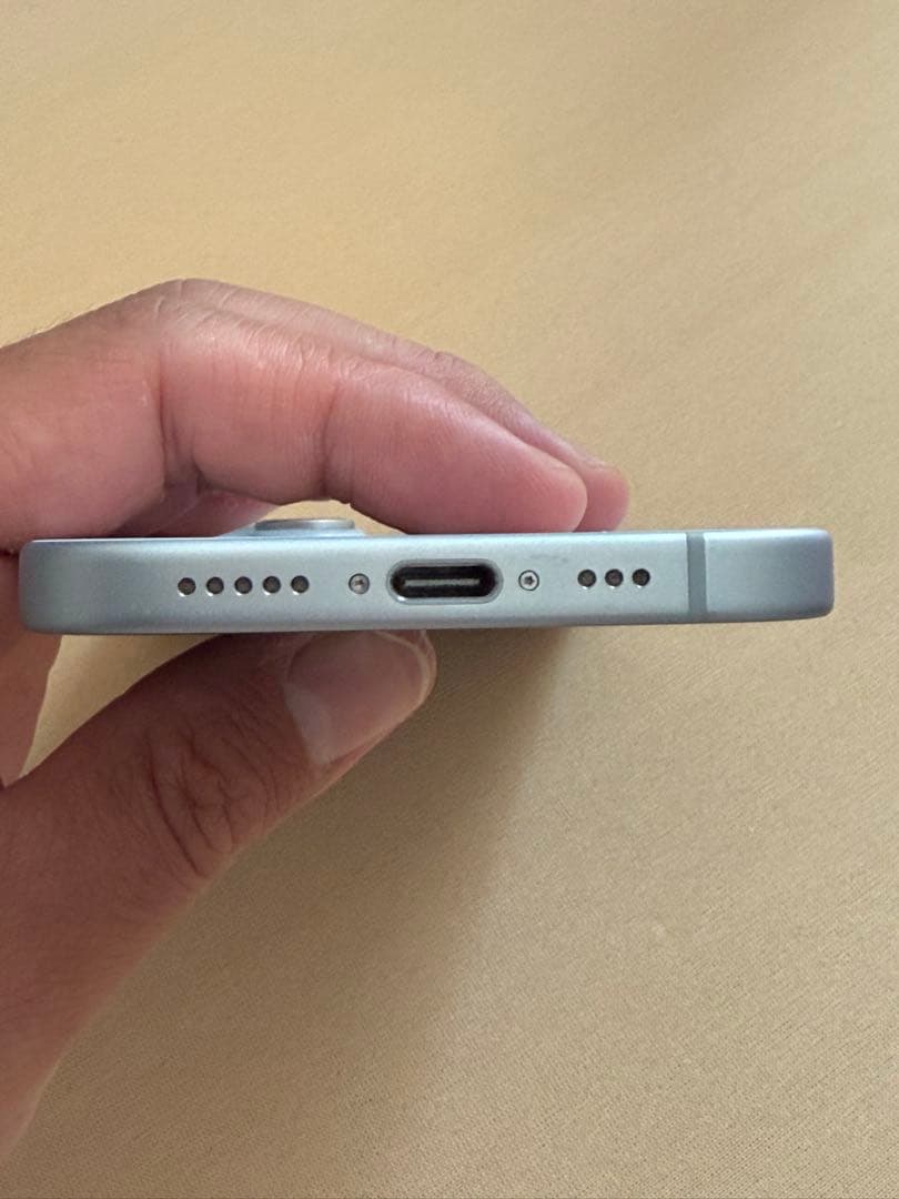 【美品】iPhone 15 ブルー 128GB 本体のみ バッテリー100%