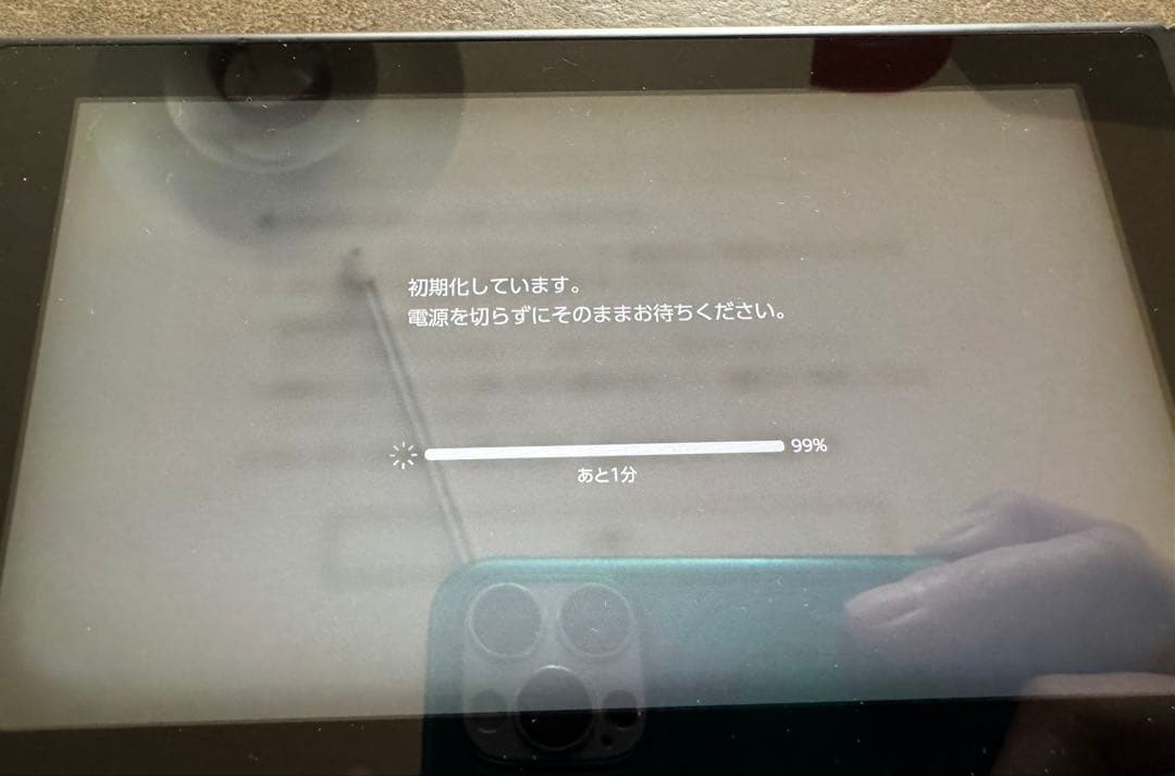 Nintendo Switch 本体。ドック2つ、128GB mSD付属