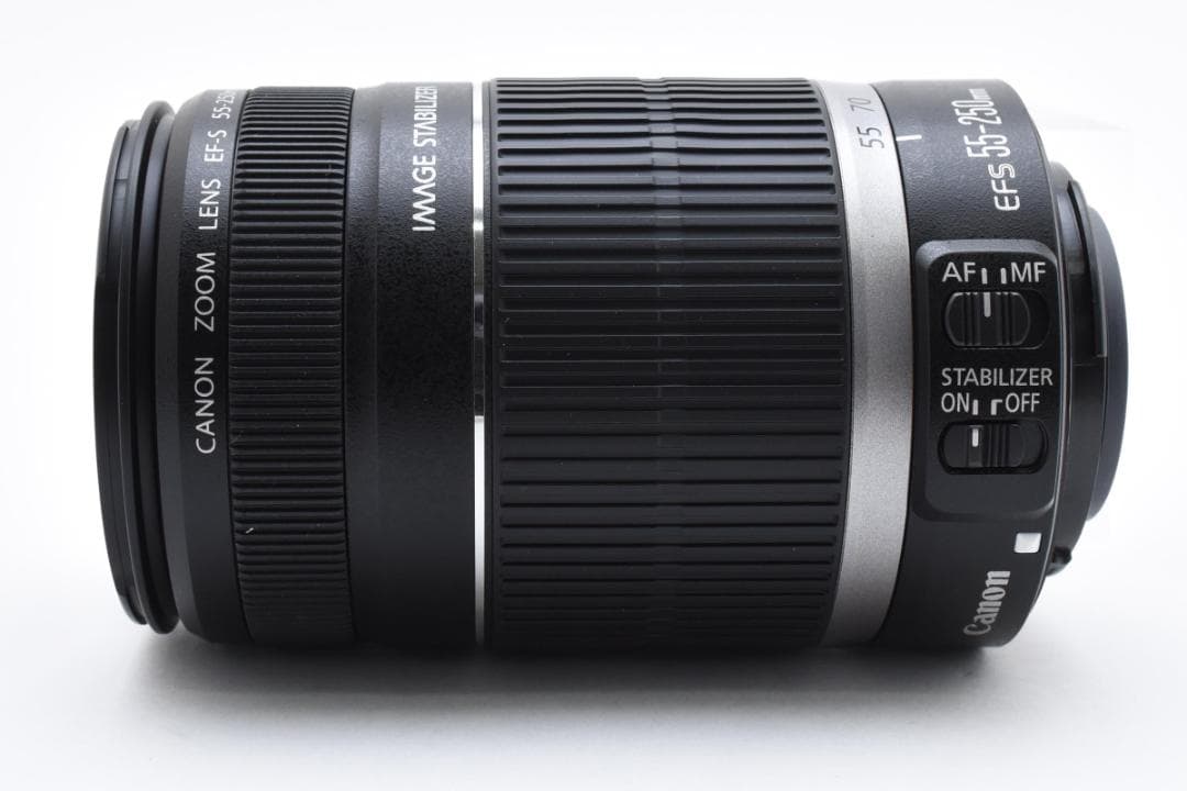 ★極美品 CANONキャノンズームレンズ EFS 55-250 4-5.6 IS