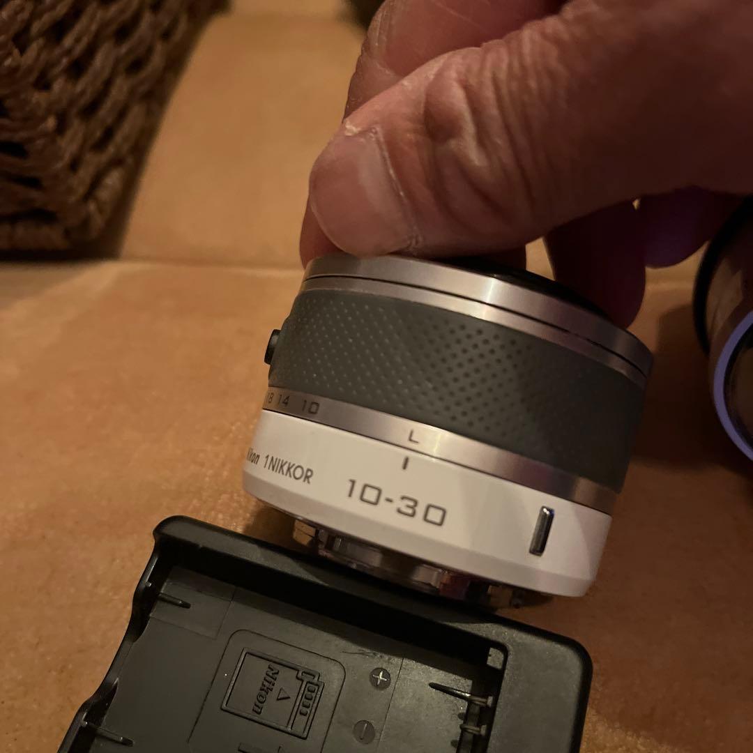 Nikon 1 J1 ミラーレス